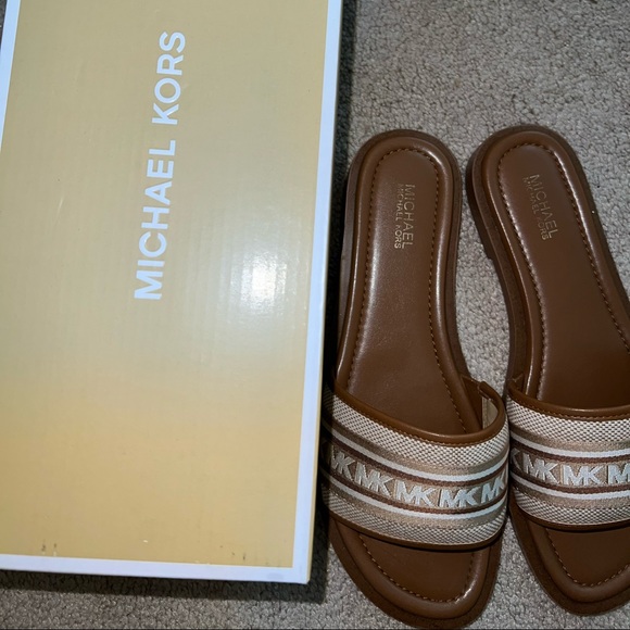 Michael Kors CASSANDRA STRIPE SLIDE CANVAS - Picture 1 of 4
